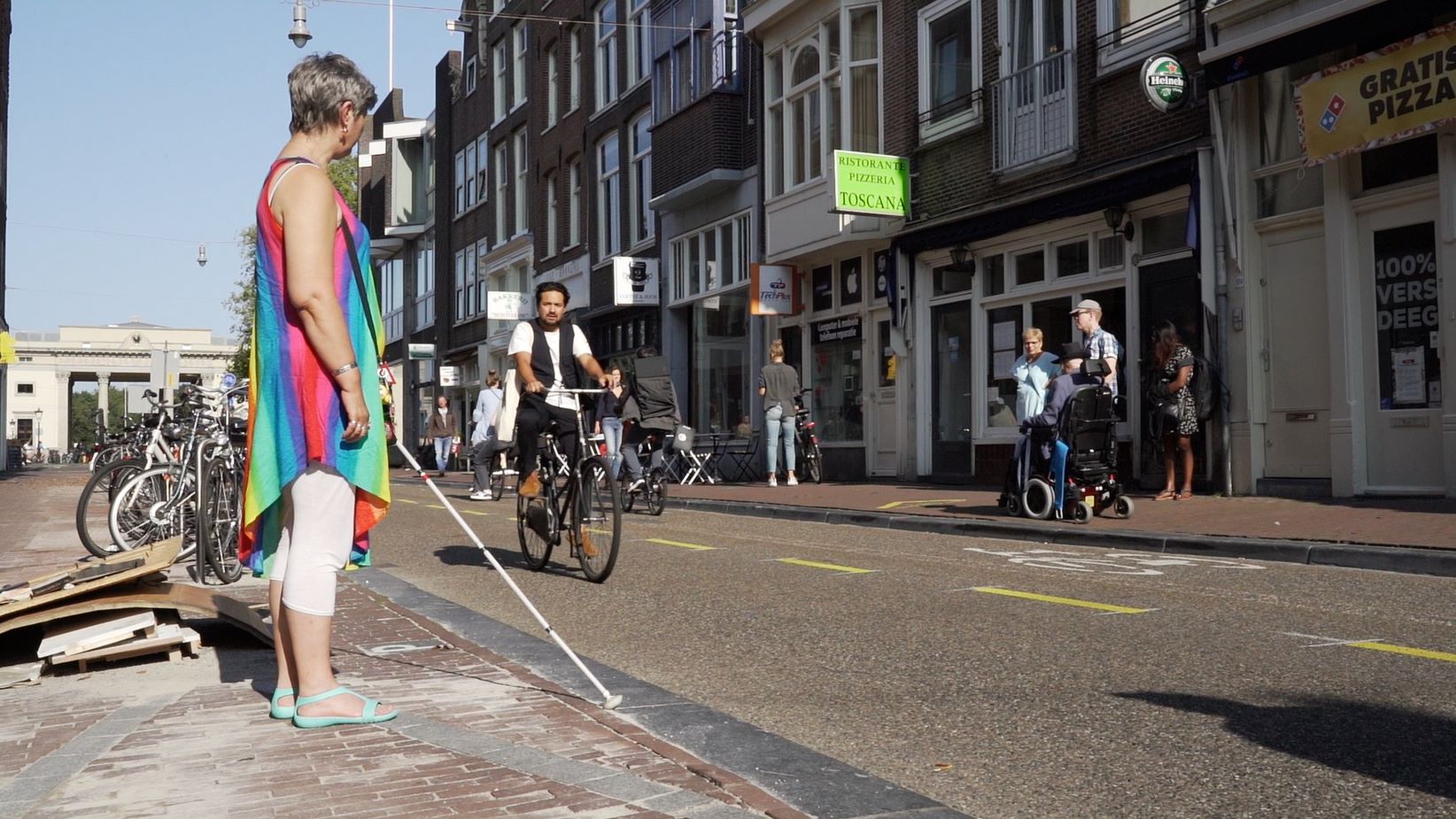 Vrouw met witte stok
