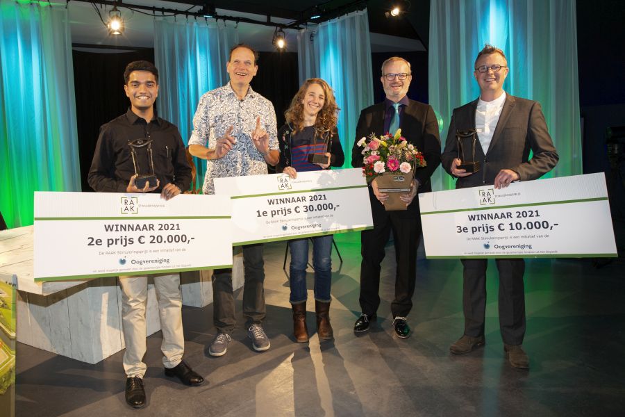 Nitish Sudhir Soundalgekar (Muiderslot), Vincent Bijlo (juryvoorzitter), Margriet Roelandse (Museum Het Schip), Luuk-Jan Boon (directeur Oogvereniging) en Niels de Zwarte (Natuurhistorisch Museum Rotterdam)
