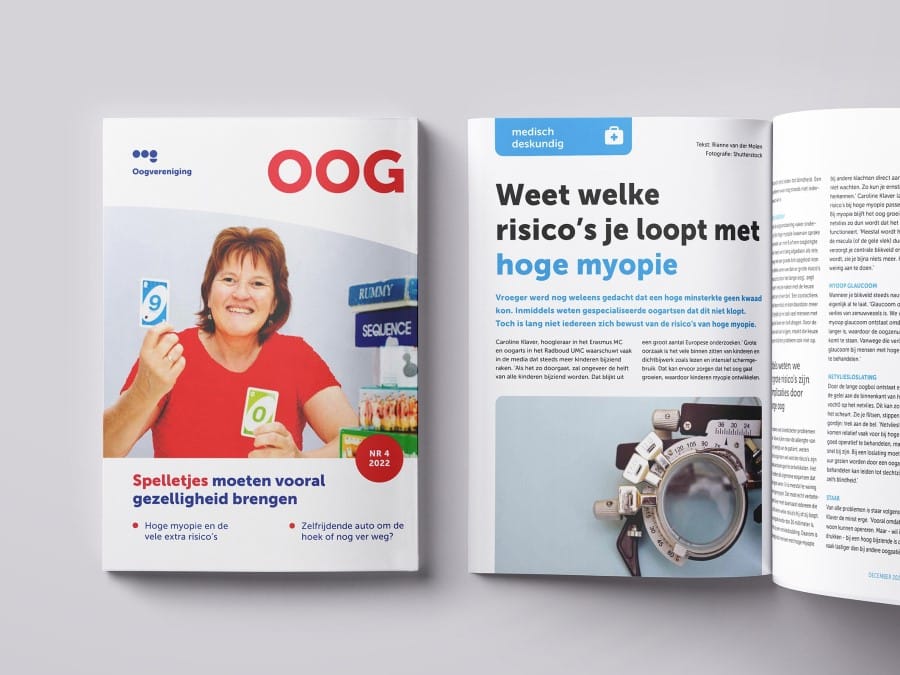 Omslag en opgengeslagen pagina OOG